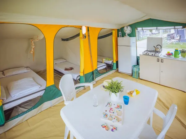 Tente bungalow toilé 3