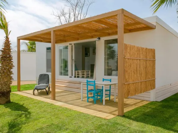 Vue de face du mobile home Roan Premium Premium Zone.