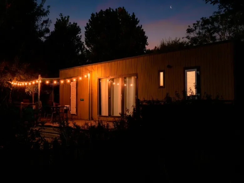 Image de l'ambiance de la soirée dans le salon Supreme Plus.