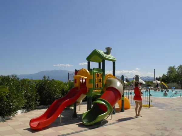 Aire de jeux au camping Roan Eden.