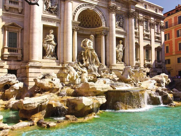 La fontaine de Trevi à Rome, près du camping Roan hu I Pini.