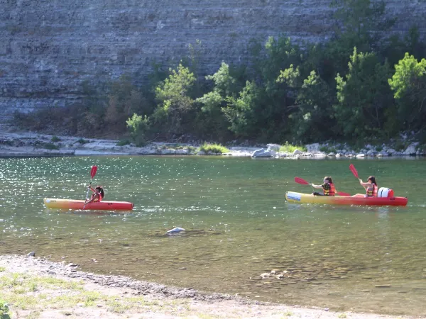 Canoë sur l'Ardèche directement depuis le camping Roan La Grand'Terre.