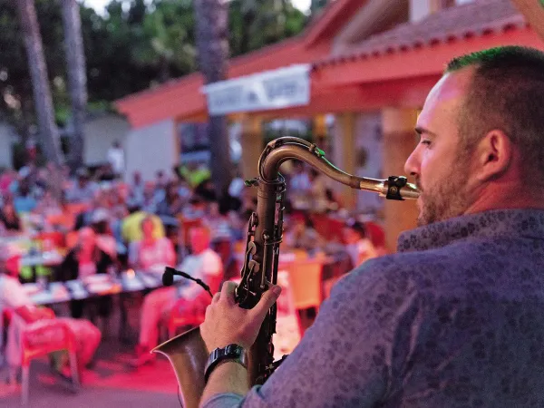 Soirée musicale au camping Roan Les Sablines.