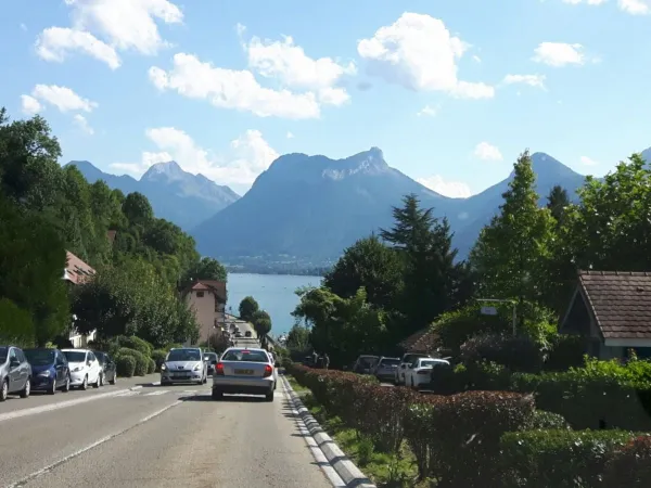 Lac d'Annecy près du camping Roan L'Ideal.