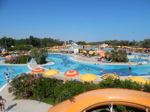 Complexe de piscines au camping Roan Pra'delle Torri.