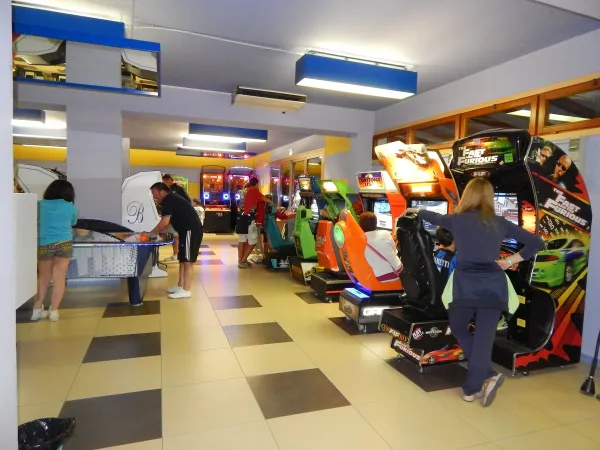 Salle de jeux au camping Roan Pra'delle Torri.