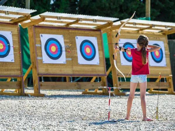 Tir à l'arc au camping Roan La Sirène.