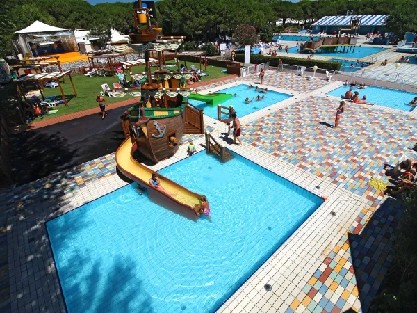 Piscines pour enfants au camping Roan Ca'Savio.