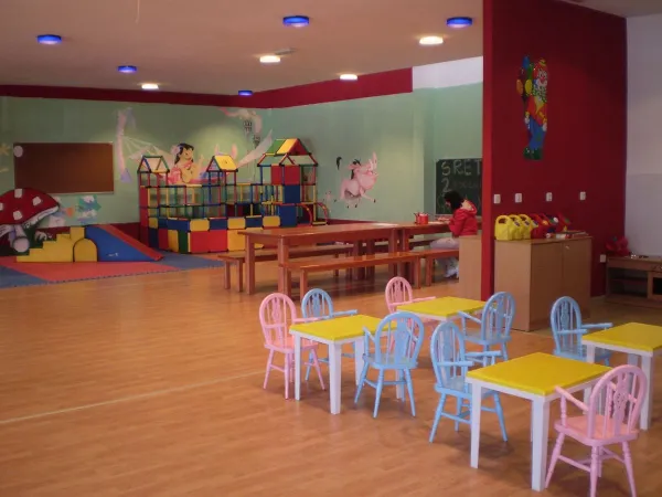 Salle de jeux au camping Roan Park Umag.