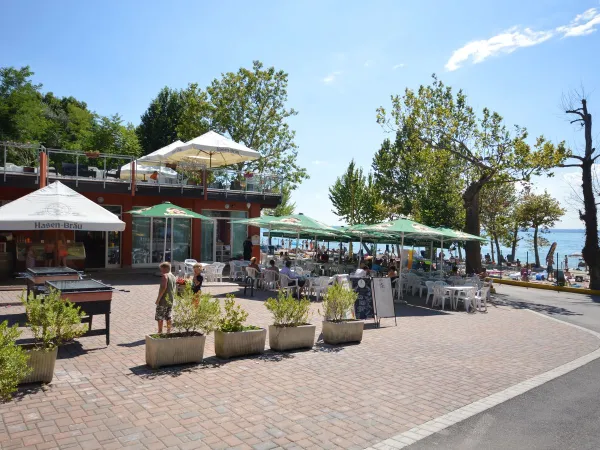 Terrasse du camping Roan Cisano San Vito.