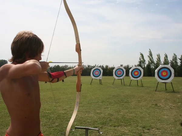 Tir à l'arc au Roan camping Tahiti.