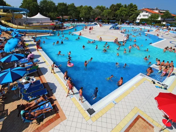 La piscine du camping Roan Turistico.