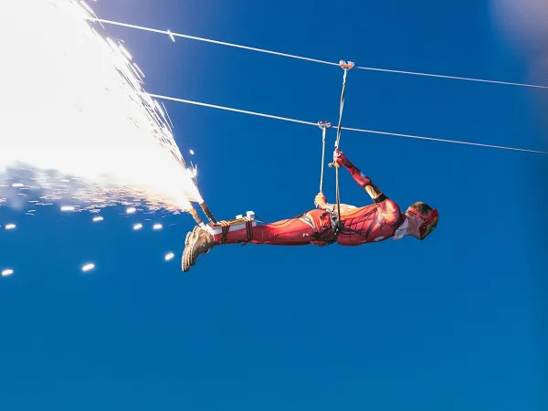 Cascadeur spectaculaire au Roan camping des Ormes.