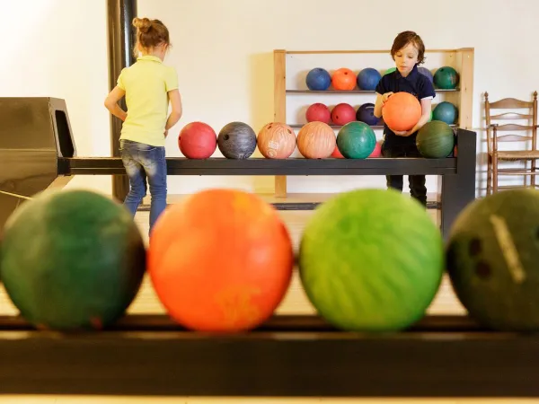 Bowling au camping de Roan the Two Bridges.