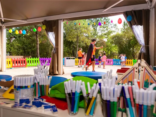 Le miniclub du camping Roan hu Montescudaio village.