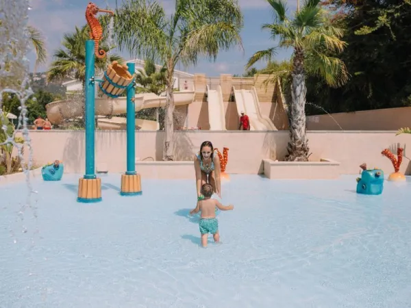 Piscine pour enfants au camping Roan Caballo de Mar.