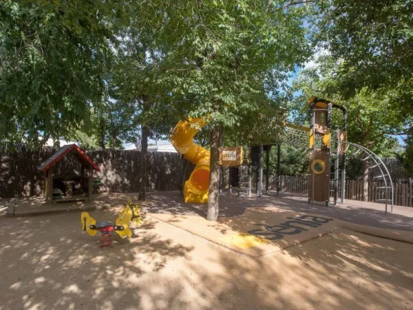 Aire de jeux au camping Roan Caballo de Mar.