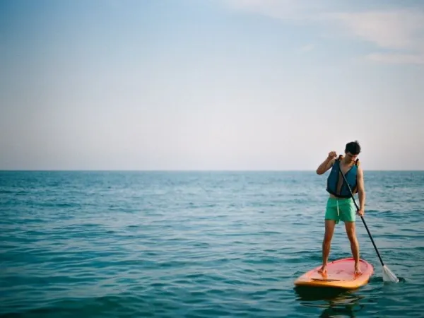 Activités nautiques au camping Roan Caballo de Mar.