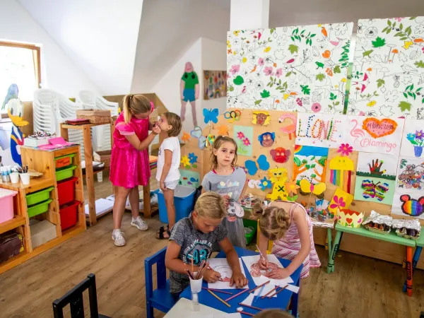 Salle de jeux au camping Roan Bella Austria.