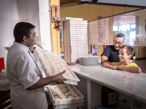 Emplacement pour les pizzas à emporter au camping Roan I Pini.