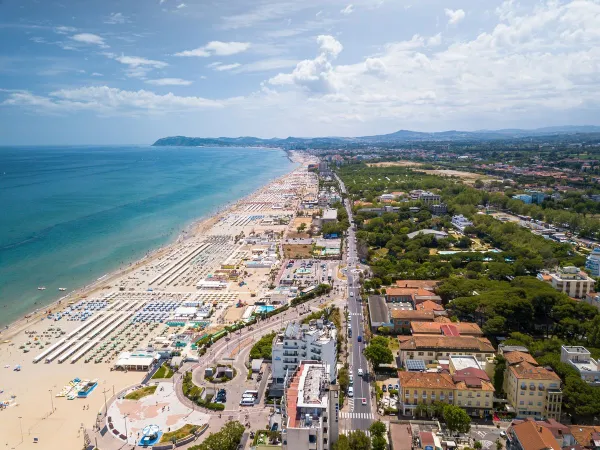 Vue d'ensemble de Rimini, à proximité du camping Roan Rubicone.