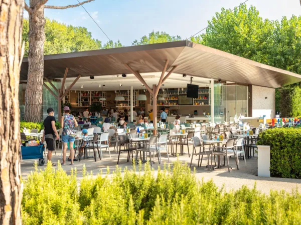 Une terrasse au camping Roan Marina Di Venezia.