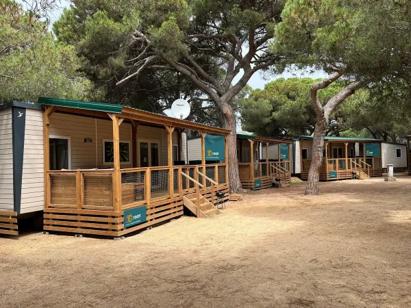 Premium Lounge 3 bedroom mobile homes at Roan Camping El Pinar.