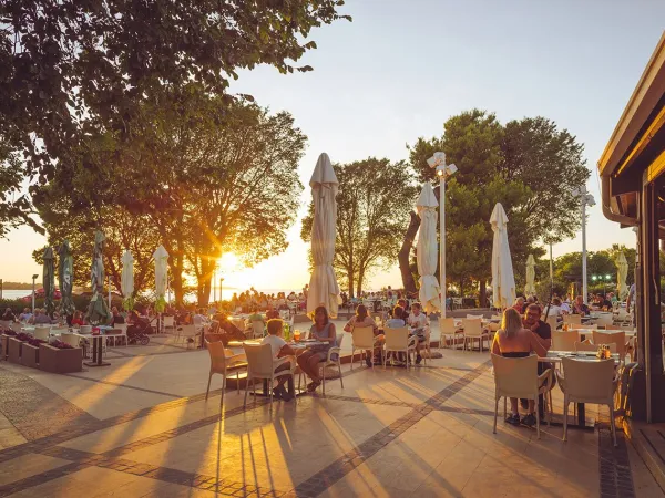 Terrasse du camping Roan Bi Village.