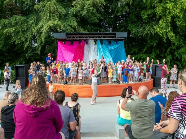 Mini disco au camping Roan Birkelt.