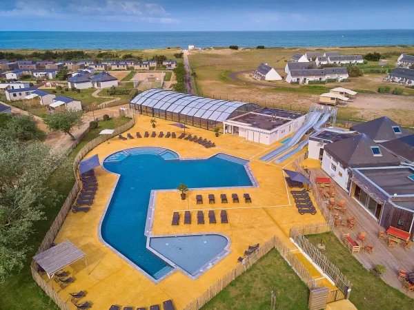 Le complexe aquatique du camping Roan Les Chardons Bleus de la Turballe.
