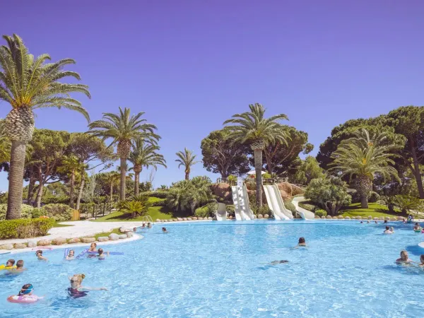 Magnifique complexe aquatique au camping Roan Playa Montroig.