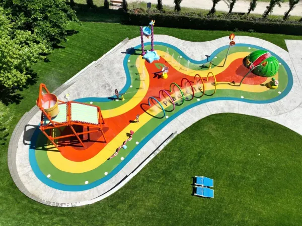 Nouveau parc à jets d'eau au camping Roan Piantelle.