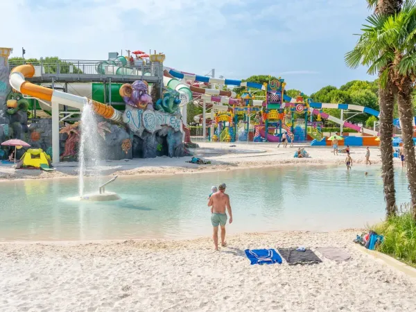 Diapositives spectaculaires du camping Roan Union Lido Mare.