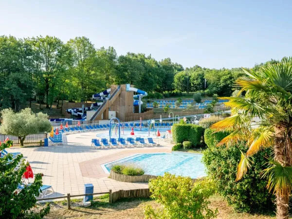 Le camping Roan Saint Avit Loisirs offre de nombreuses possibilités de baignade.