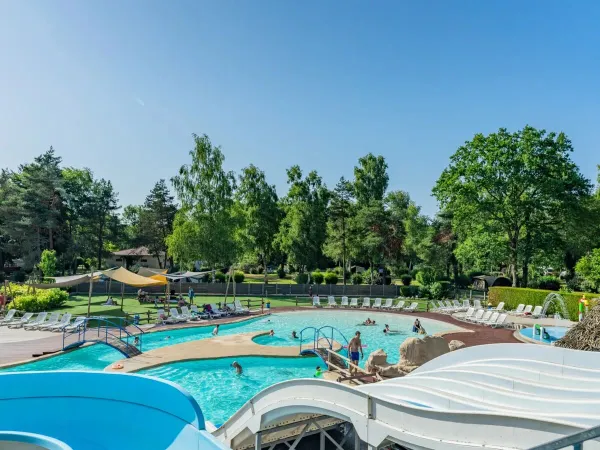 La piscine du camping Roan de Bonnal.