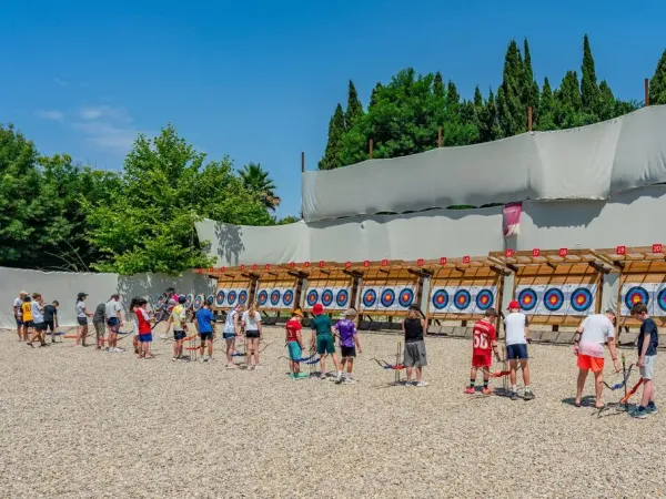 Tir à l'arc au camping Roan La Sirène.