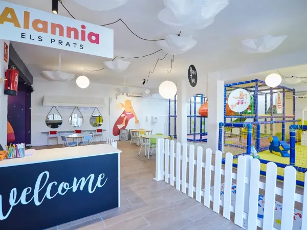 Le mini-club du camping Roan Alannia Els Prats.