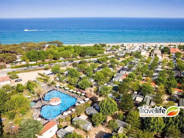 Camping Roan Alannia El Pinar photographié depuis le haut.