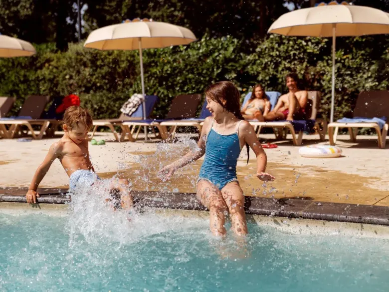 Amusement familial au camping Roan Sant Angelo.