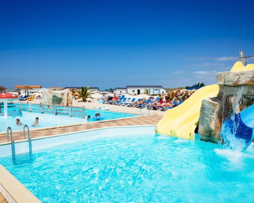 Piscine au camping Roan La Dune Des Sables.