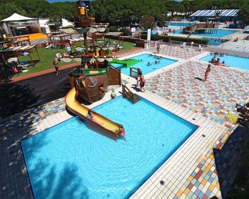 Piscines pour enfants au camping Roan Ca'Savio.