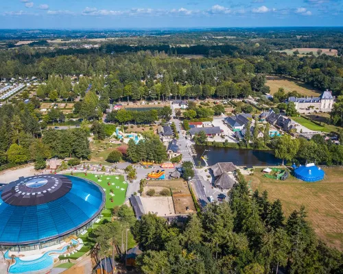 Vue aérienne du Roan camping des Ormes.