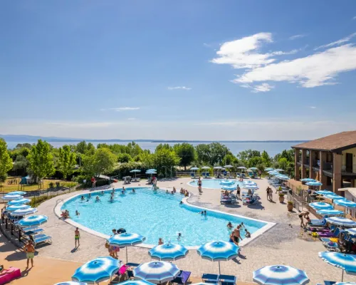 Piscine au Roan camping Piantelle.