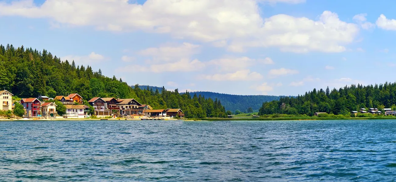 Campings de dernière minute dans le Jura