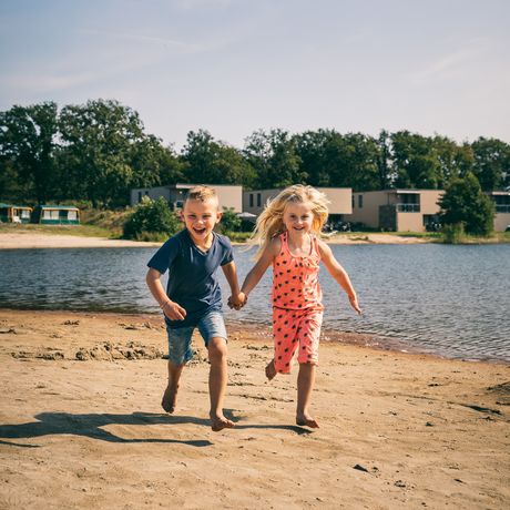 Vacances en camping au bord de l'eau
