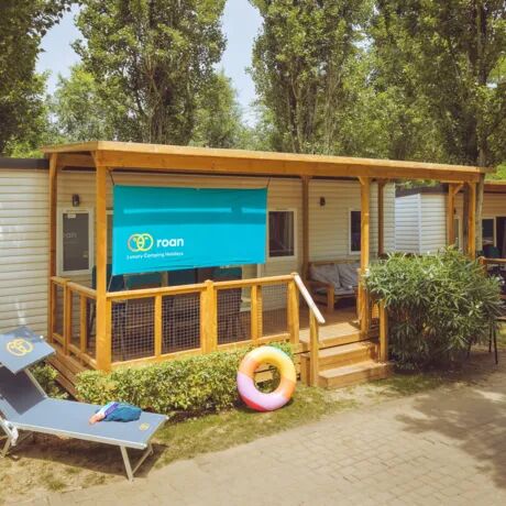 Climatisation gratuite et luxueuse véranda en bois